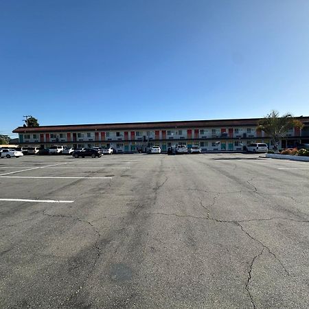 The Dixie Orange County Hotel Stanton Eksteriør billede
