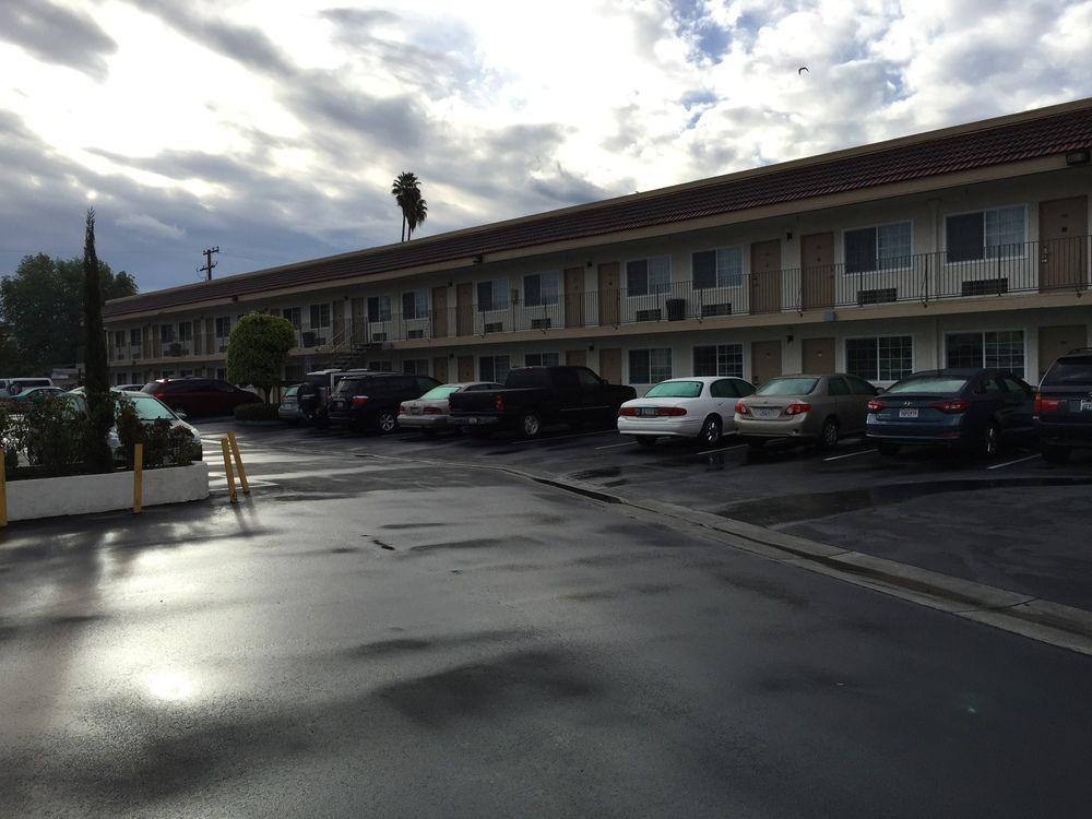 The Dixie Orange County Hotel Stanton Eksteriør billede