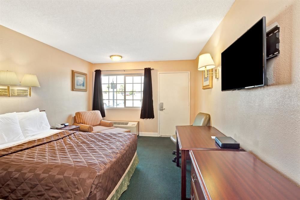 The Dixie Orange County Hotel Stanton Eksteriør billede